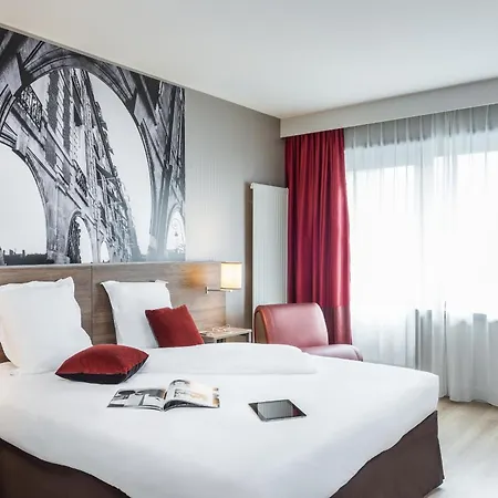 Adagio Bercy Village 4*