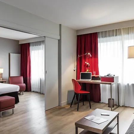 巴黎贝尔西村阿德吉奥公寓式酒店