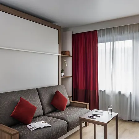 Adagio Bercy Village 4*